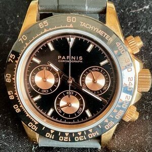 EUC Authentic Parnis Daytona 39mm Chronograph Black/Gold Rubber Strap
